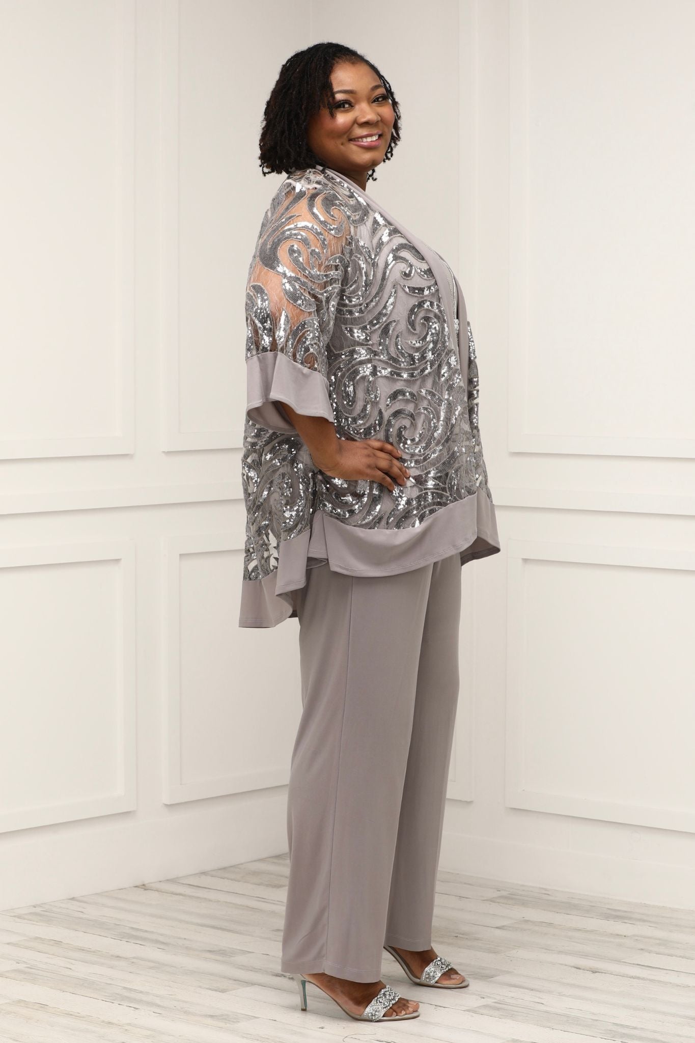 Women's Plus size 2 Piece Sequin Net lace Pantsuit with Necklace