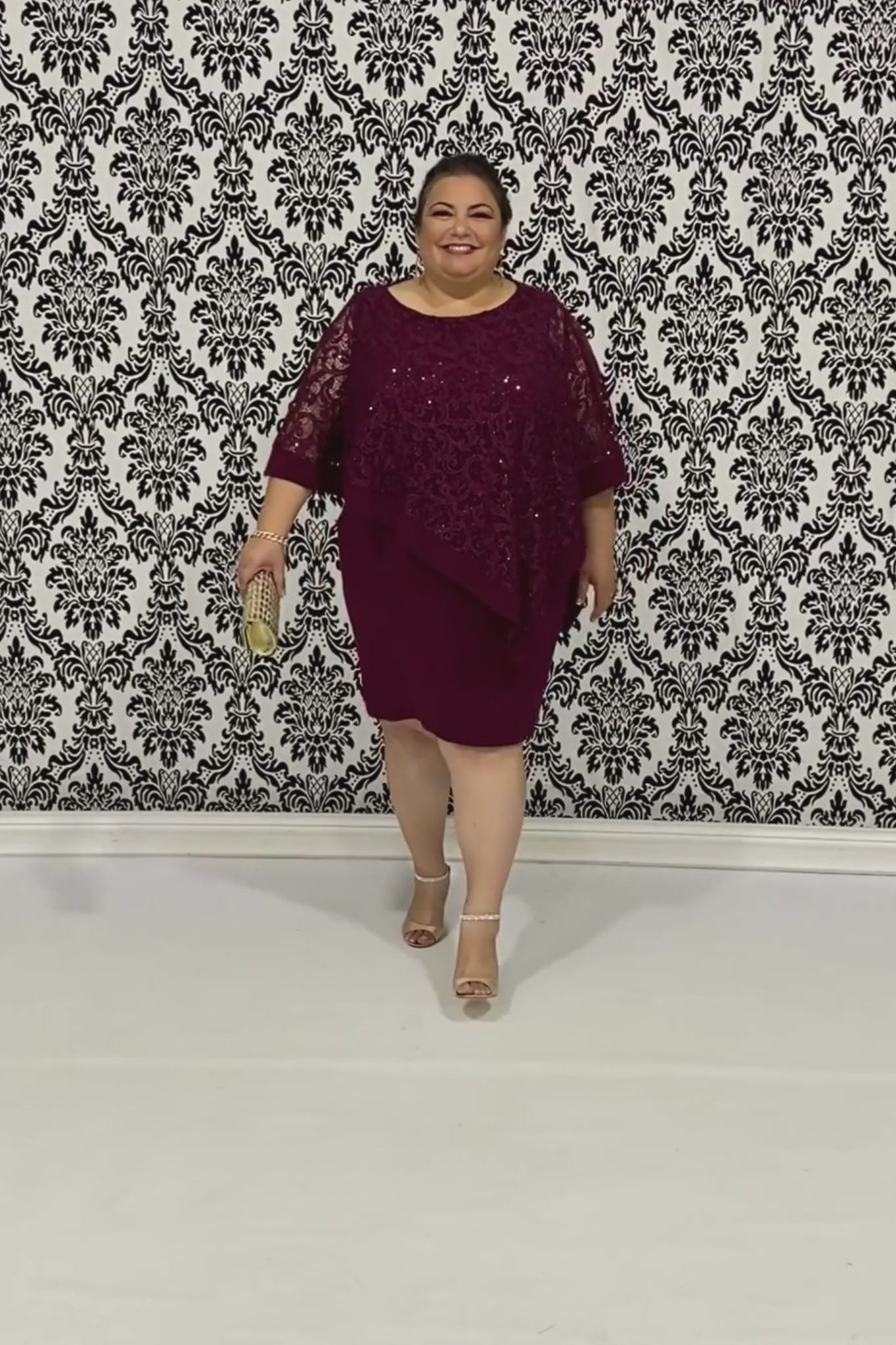 Lace dress size 24 deals