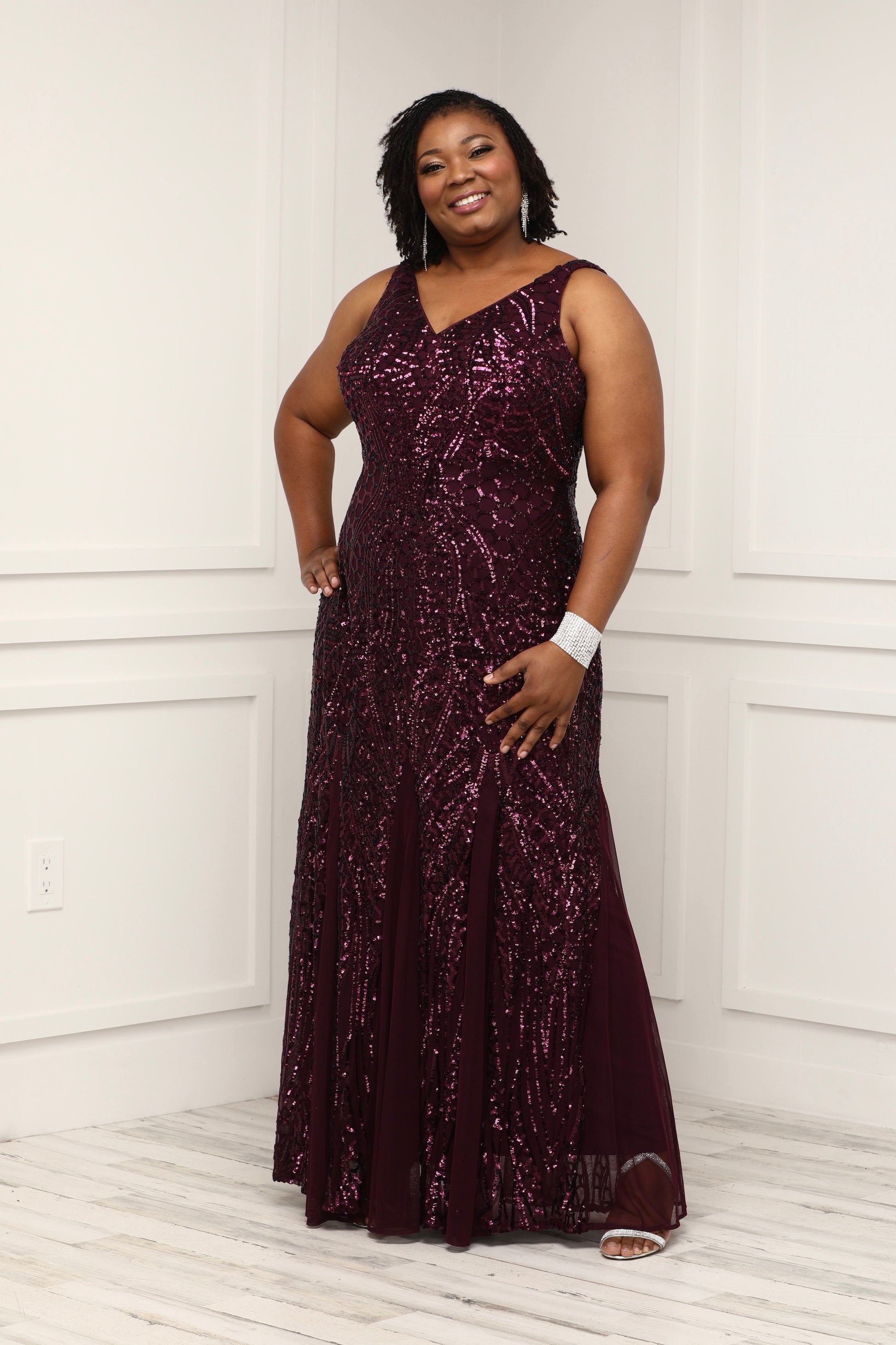 Plus- Size Sleeveless Sequin Evening Gown –