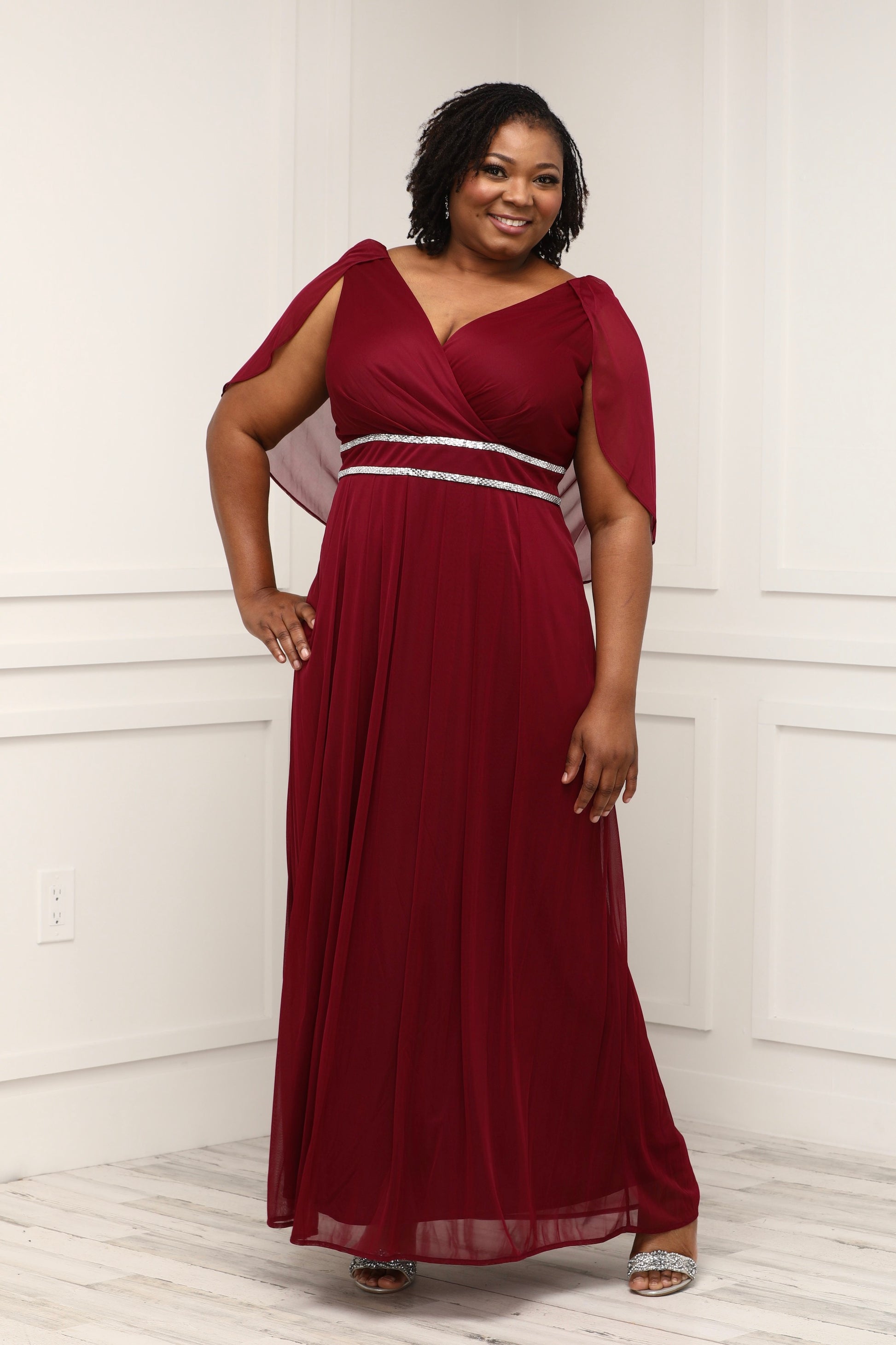 Plus Size Pleated Skirt in Burgundy, Fashionable Plus Size