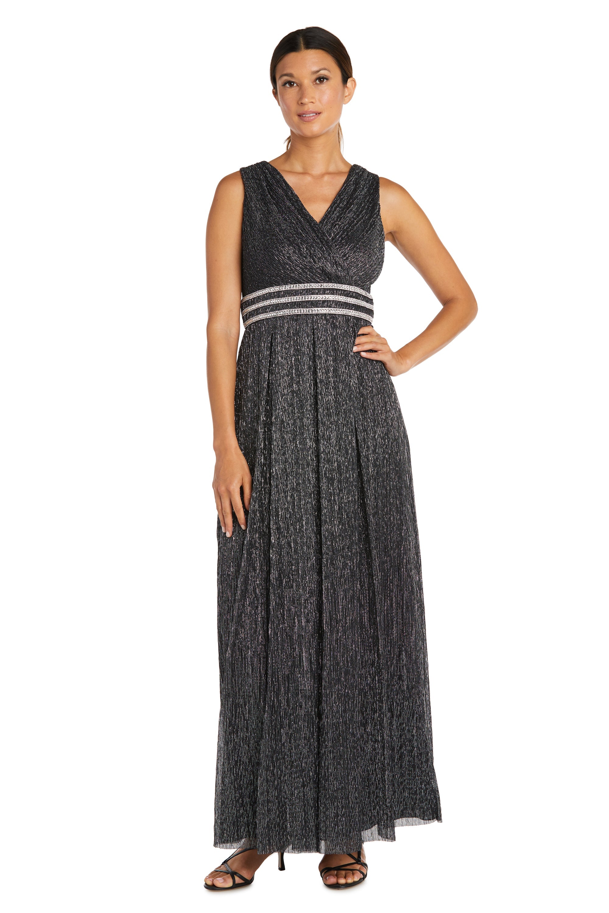 Light and elegant. | Fancy gowns, Pattern dress women, Long gown pattern